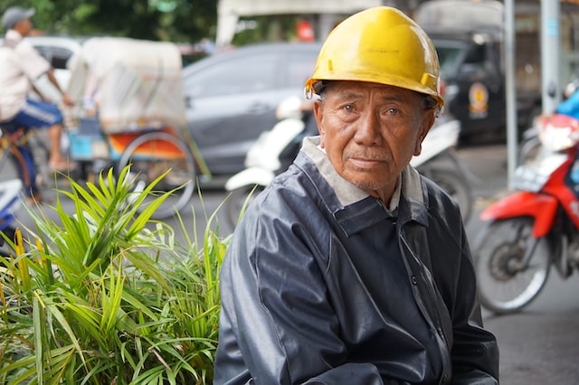 Le false partite Iva dei lavoratori edili over 65