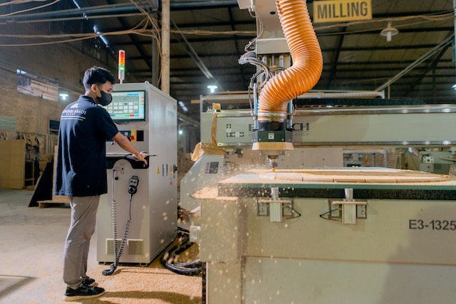Specialista in sicurezza delle macchine: da UNI la Prassi di Riferimento